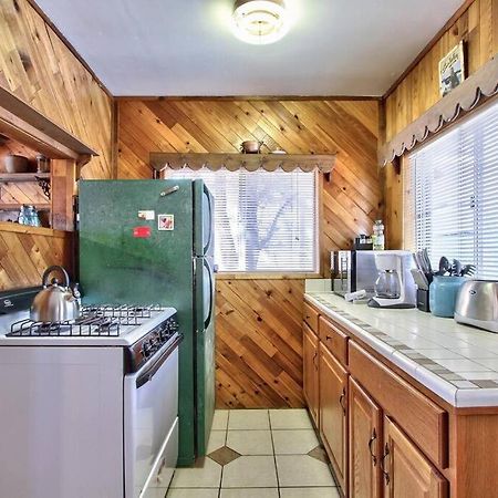Вилла Los Osos Cozy Cabin With Private Spa And Bbq Биг Бэар Лейк Экстерьер фото